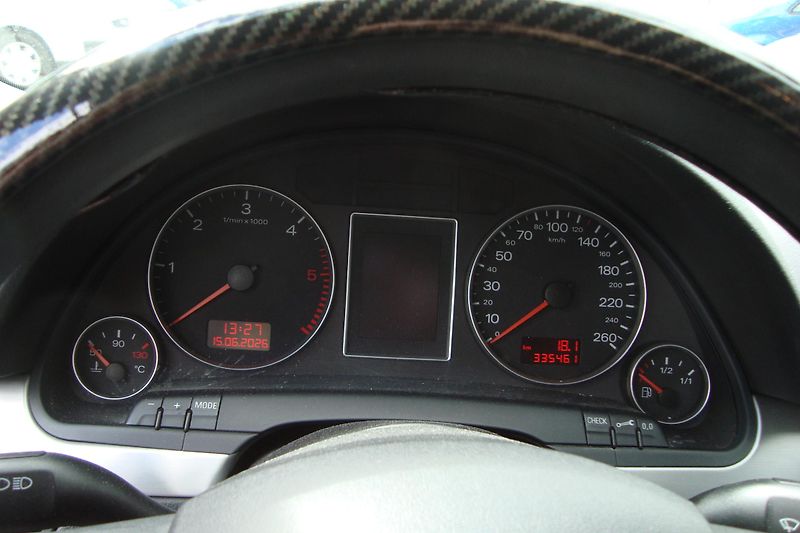 Audi A4 Avant (2006) 2.0 TDi, AUT - fotka 40 z 43