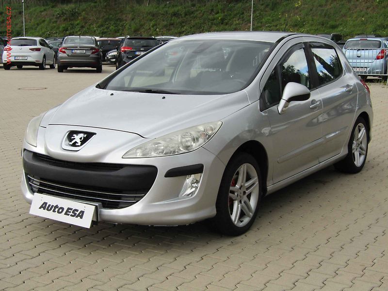 Peugeot 308 (2010) 1.6VTi, ČR, AC - fotka 3 z 15