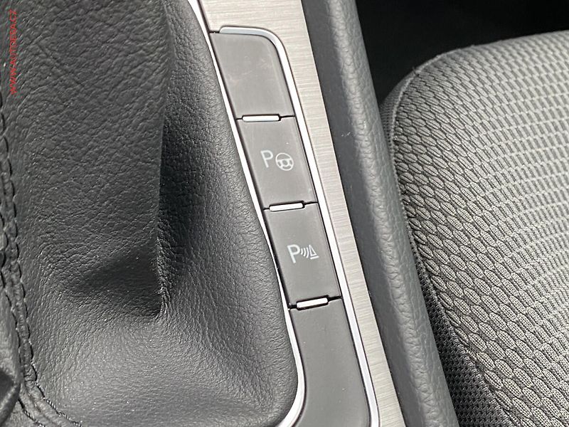 Volkswagen Golf (2014) 1.4TSi, STK9/27 - fotka 15 z 19