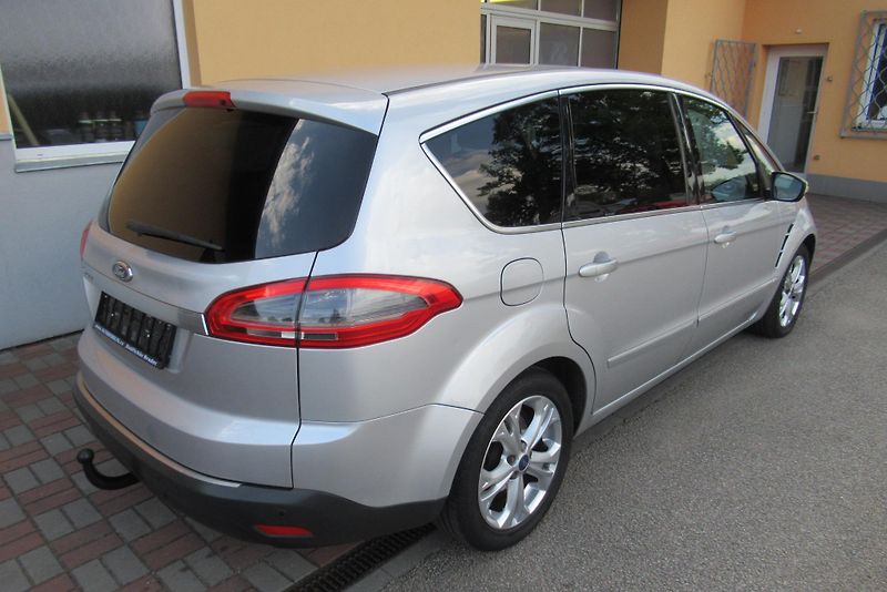 Ford S-MAX 2.0 TDCi AUT. KLIMA TAŽNÉ - fotka 2 z 23