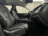 Volvo XC60 B5 AWD INSCRIPTION AUT - náhled 19
