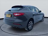 Maserati Levante 3,0 D,Tažné,2x sada Kol - náhled 9