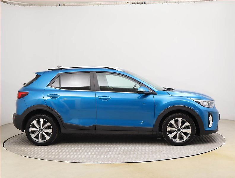 Kia Stonic (2023) 1.2 DPI, ČR,1.maj, Kůže, Navi - fotka 6 z 23
