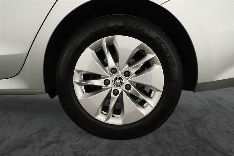 Škoda Octavia (2022) Ambition 2.0 TDI, 4X4 - fotka 12 z 14