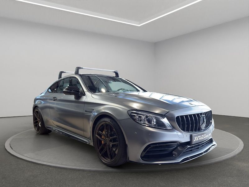 Mercedes-Benz Třídy C (2022) Mercedes-AMG C 63 S kupé - fotka 3 z 21