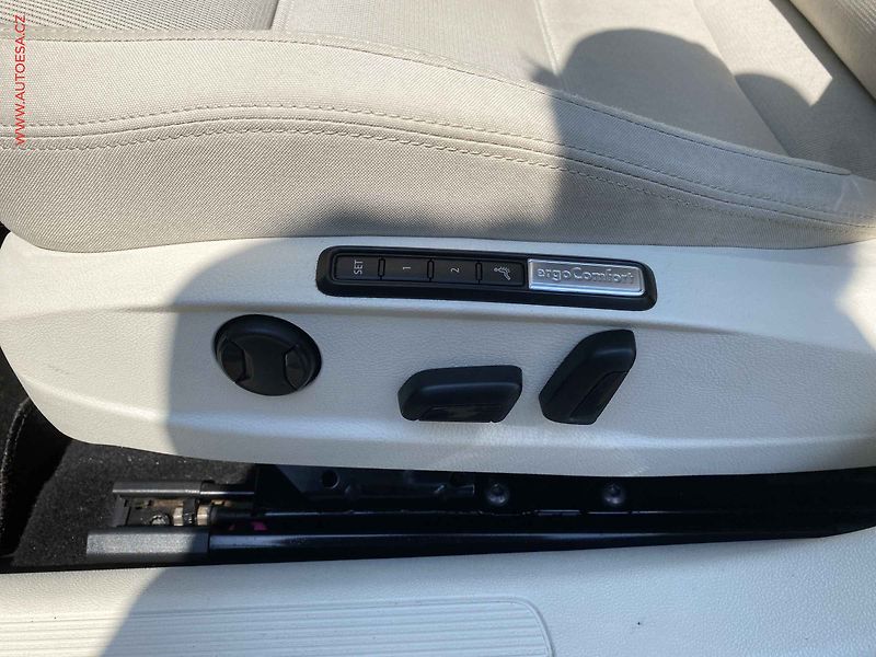 Volkswagen Passat (2019) 1.6 TDi, Comfortline, DSG - fotka 14 z 19