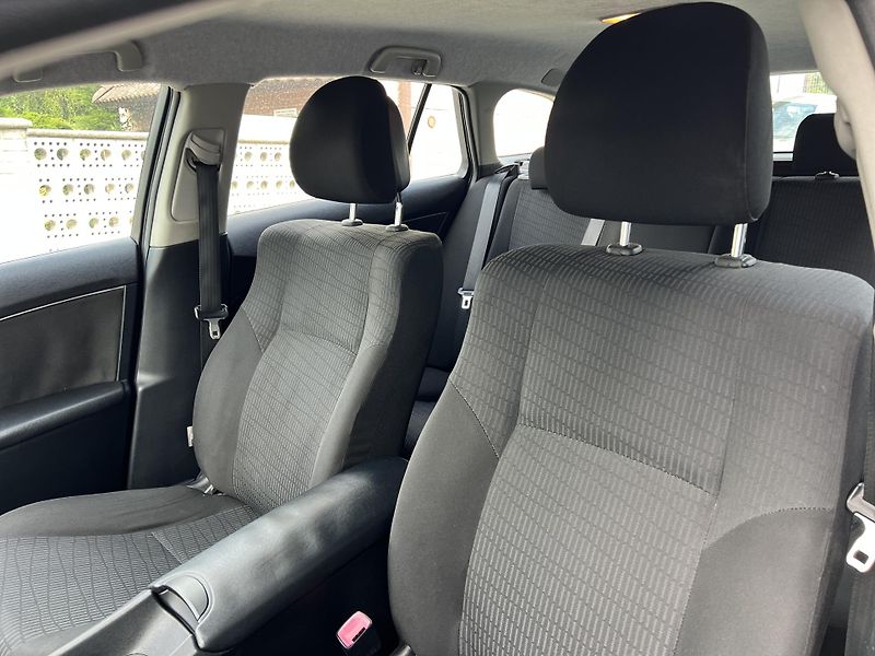 Toyota Avensis SOL 1.8 VVT-i NAVI KLIMA ALU - fotka 10 z 45