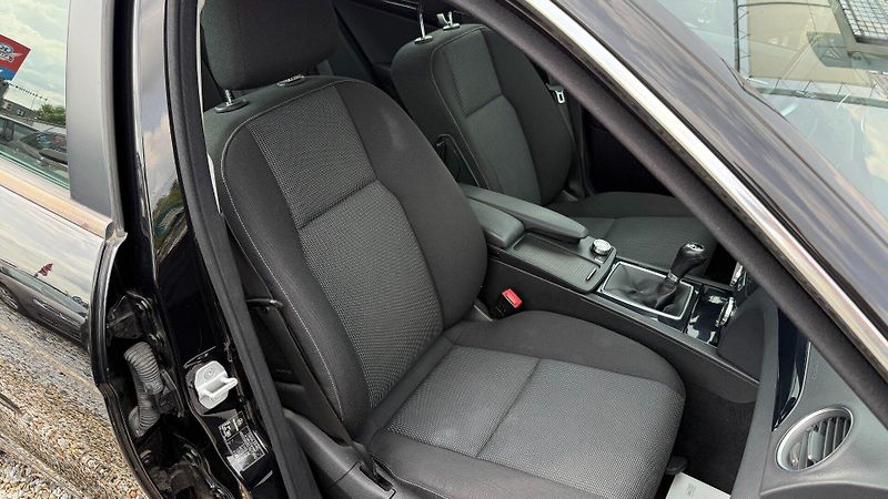 Mercedes-Benz Třídy C (2013) C220CDi 125kW *Xenon*Navi*Alu* - fotka 16 z 22