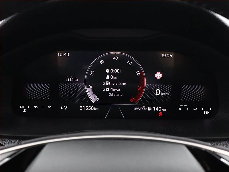 Škoda Kamiq (2025) Selection 1.0 TSI - fotka 9 z 18