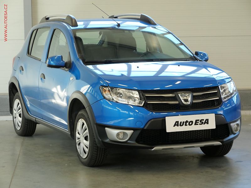 Dacia Sandero (2015) 0.9 TCe, ČR, AC, temp, tažné - fotografie inzerátu