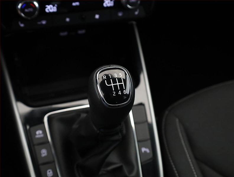 Škoda Fabia (2024) Top Selection 1.0 TSI - fotka 12 z 20