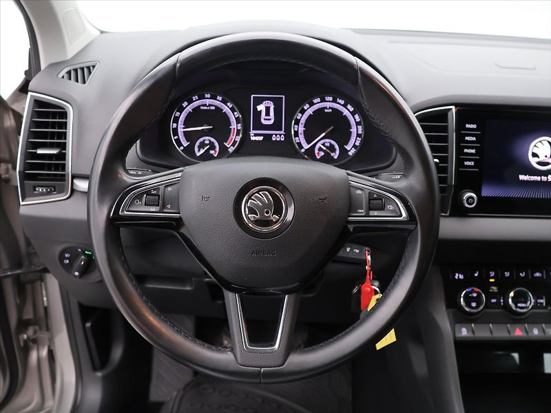 Škoda Karoq 2,0 TDI 110kW 4x4 CZ LED 2.Maj - fotka 16 z 33