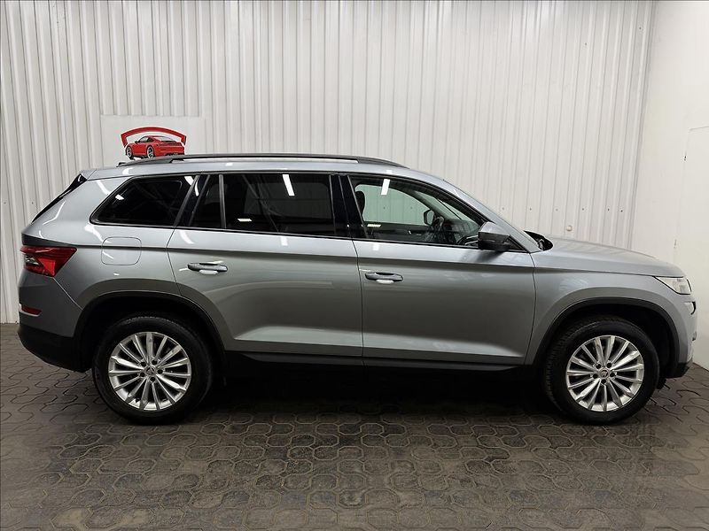 Škoda Kodiaq 1.5TSI 110kW MAN. TAŽNÉ 2XKOLA - fotka 10 z 37