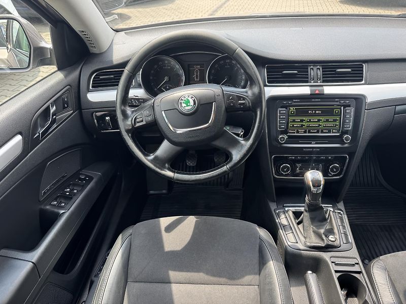 Škoda Superb 2,0TDi 4x4 KOMBI - fotka 11 z 24