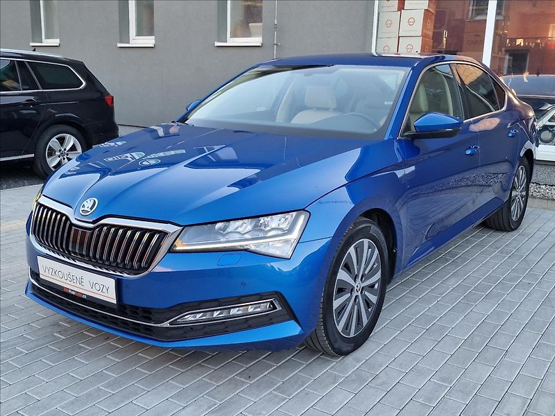 Škoda Superb 2.0TDI DSG Style,ČR,1.Majitel - fotka 5 z 50