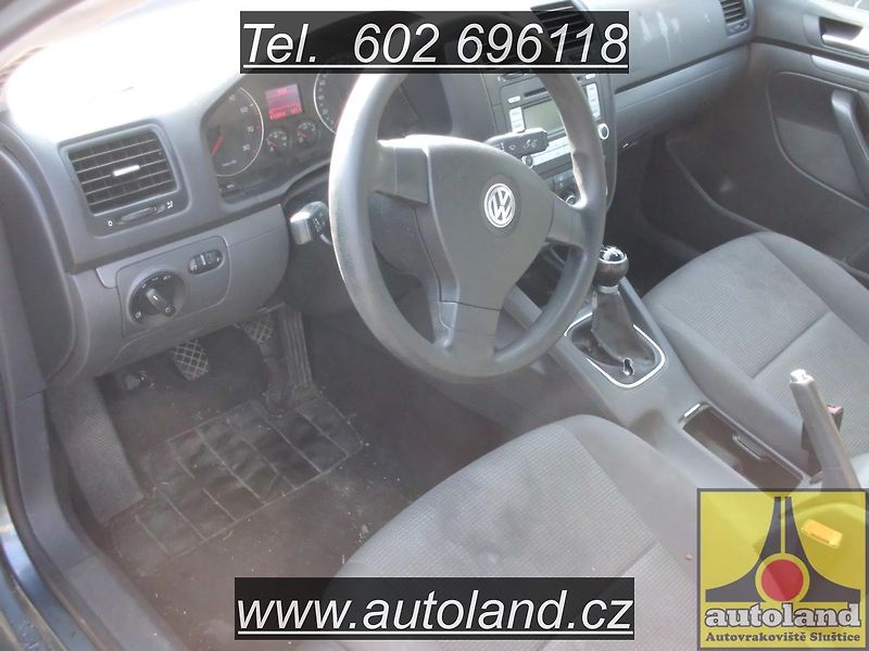Volkswagen Jetta (2006) VOLAT 602 696118 - fotka 2 z 4