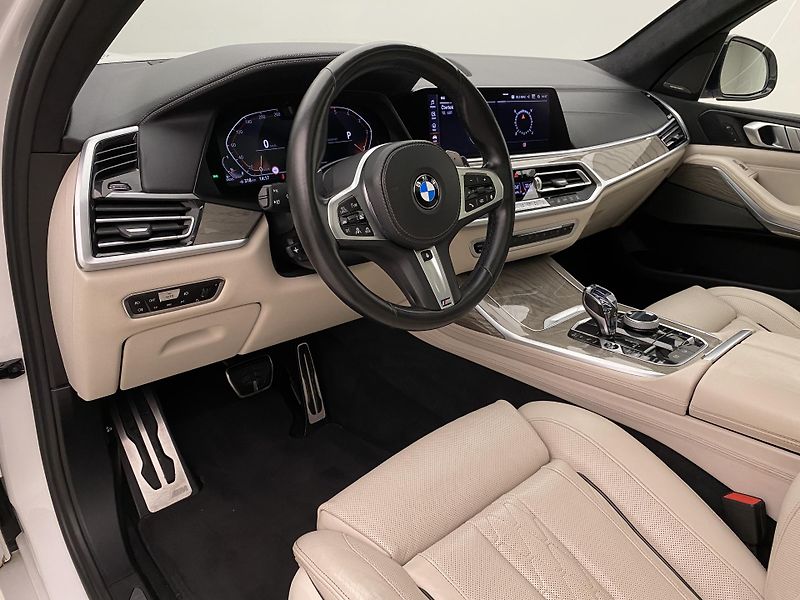 BMW X7 xDRIVE 30d M-PAKET CZ 6míst - fotka 4 z 88