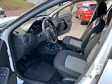 Dacia Duster 1,6 i ČR,SERVISKA - náhled 14