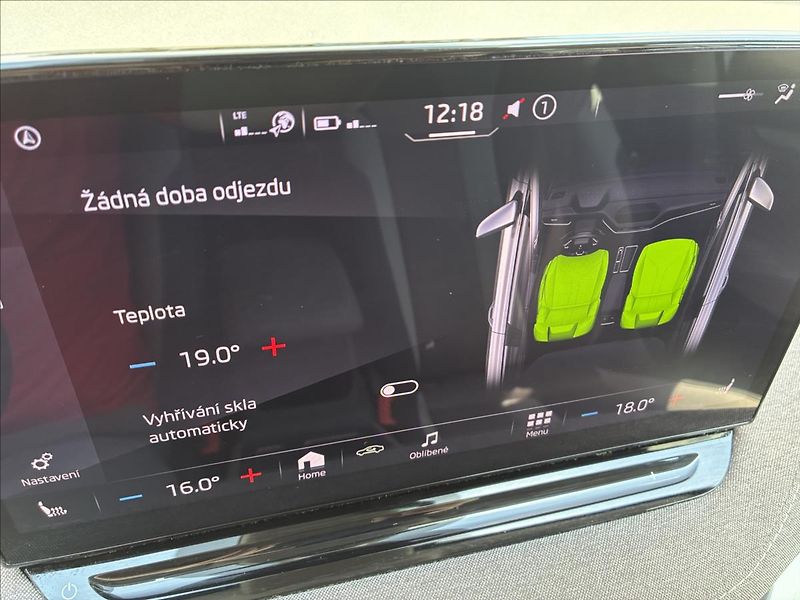 Škoda Enyaq 0,0 IV60 132KW 62kWh TAŽNÉ - fotka 23 z 25