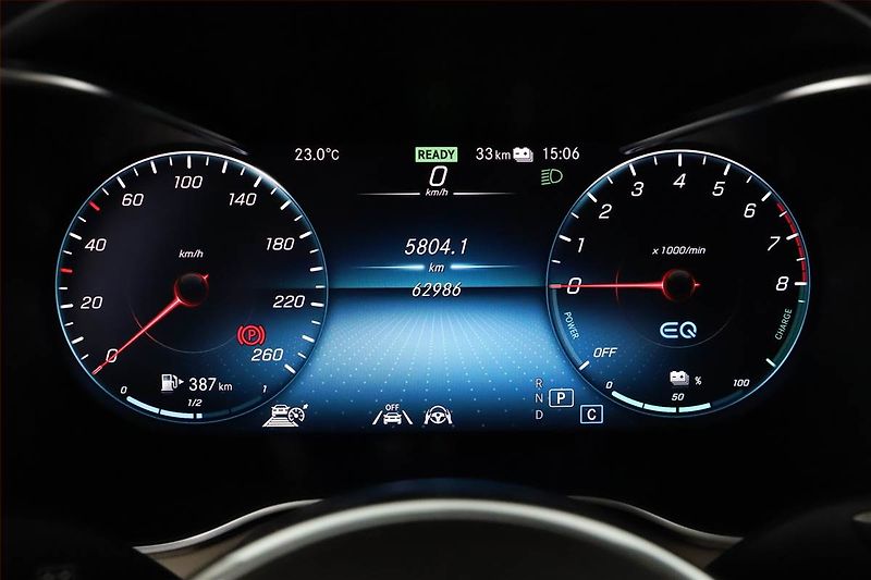 Mercedes-Benz GLC (2020) 300 e 4MATIC - fotka 9 z 22
