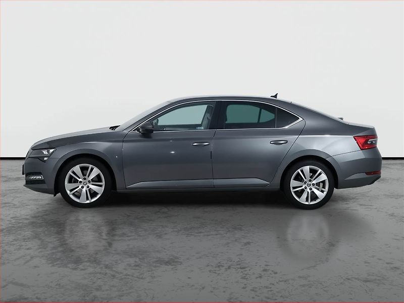 Škoda Superb (2022) Style 2.0 TDI - fotka 3 z 22