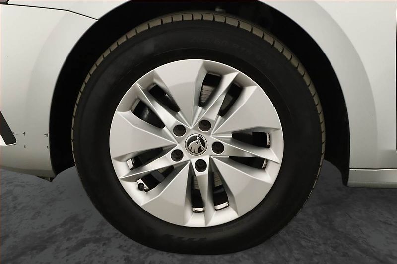 Škoda Octavia (2022) Ambition 2.0 TDI, ČR,1.maj - fotka 11 z 13