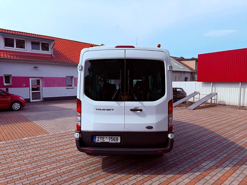 Ford Transit 2.2 TDCi L3H4, 1.Maj, 9 míst - fotka 7 z 21