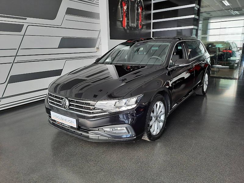 Volkswagen Passat Variant (2023) 2.0 TDI (110kW/150k) DSG, Busi - fotka 1 z 27