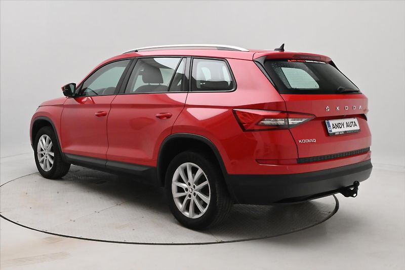 Škoda Kodiaq 1,5 TSI 110 kW TAŽNÉ NAVI Záru - fotka 7 z 31