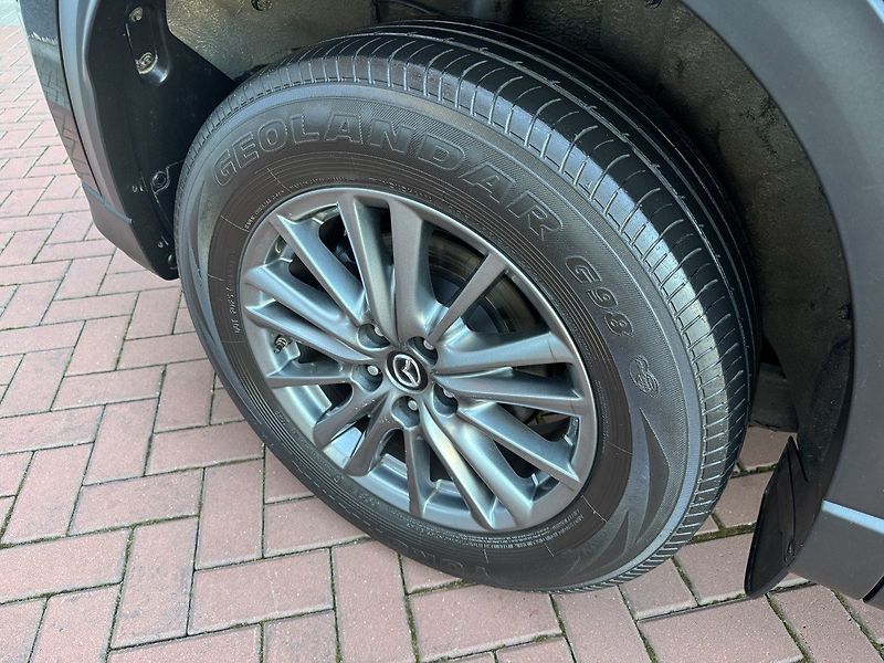 Mazda CX-5 (2018) 2.0 G-165 LED Navi Kamera Blis - fotka 41 z 45