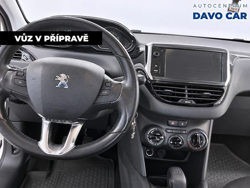 Peugeot 208 1,2 ACTIVE PureTech 82k - fotka 3 z 12