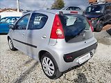 Peugeot 107 1,0i 50kW AUTOMAT - náhled 4
