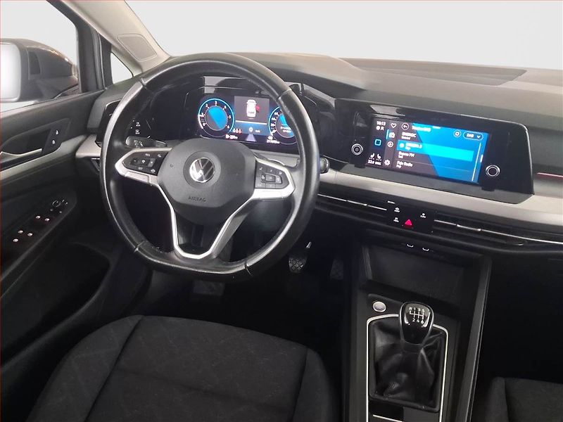 Volkswagen Golf (2021) Life 2.0 TDI, ČR,1.maj - fotka 7 z 17