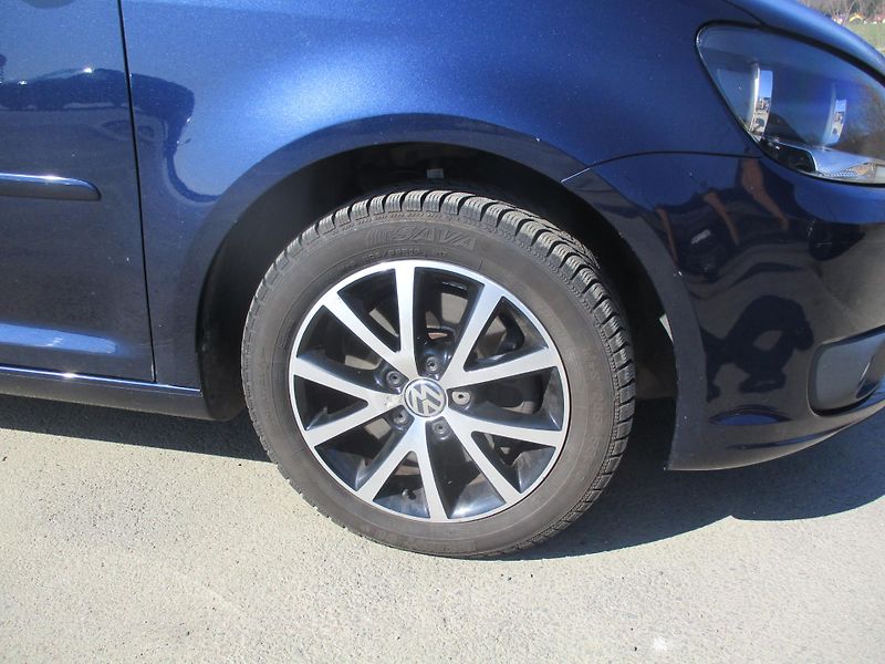 Volkswagen Touran 1.4TSi 103kW*CL*TAŽ Z.*7MÍST - fotka 22 z 46