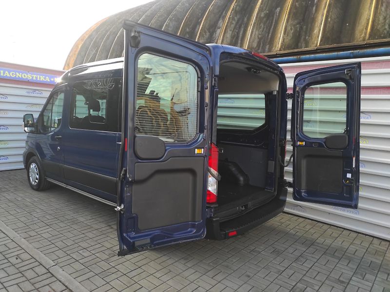 Ford Transit 2,0EcoBlue mHEV L2,9 míst, ČR - fotka 30 z 30