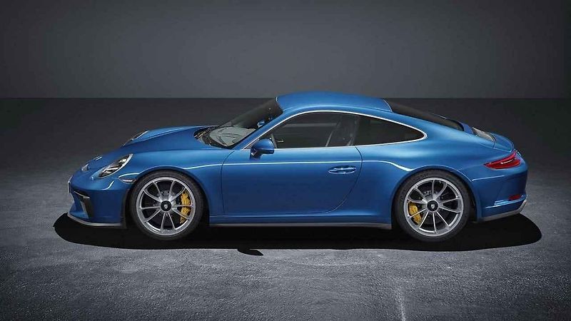 Porsche 911 GT3 ve výbavě Touring Package.