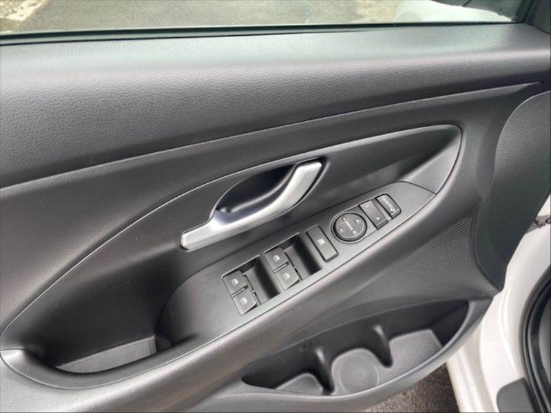 Hyundai i30 1,5 T-GDI Smart - fotka 11 z 11