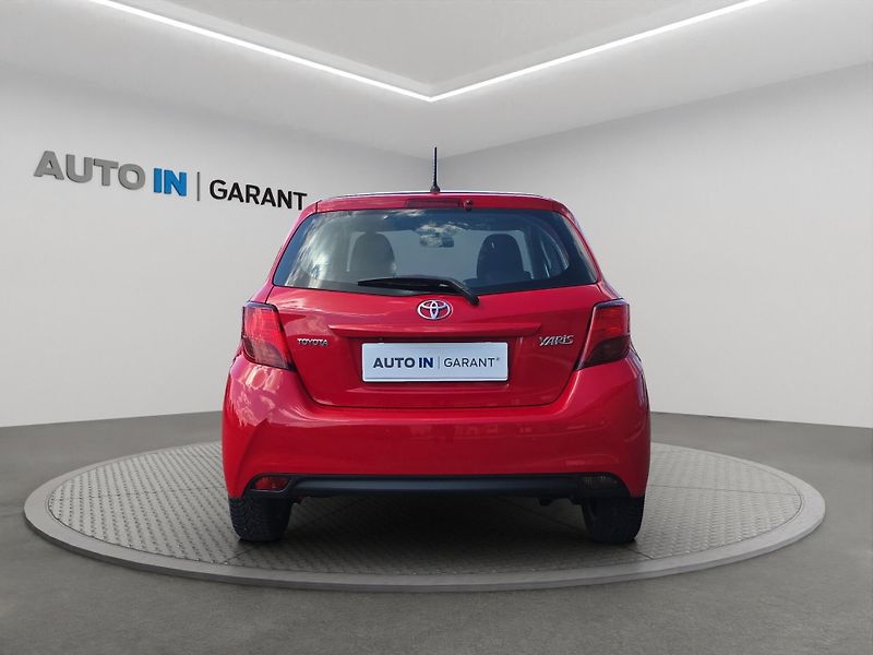 Toyota Yaris (2017) 1.33 Dual VVT-i 73kw, serv.kn. - fotka 6 z 20