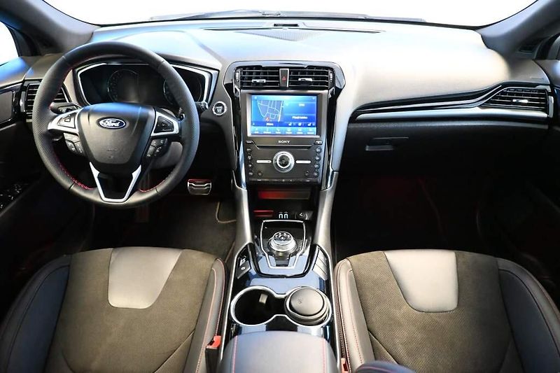 Ford Mondeo (2022) 2.0 ST-LINE LED SONY ACC Tažné - fotka 12 z 43