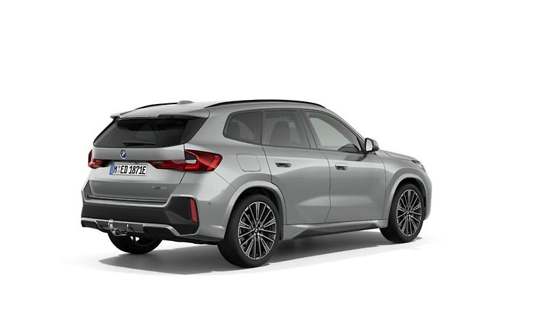 BMW iX1 eDrive20 - fotka 2 z 4