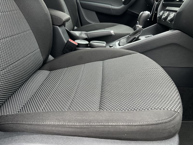 Škoda Octavia 1.6TDi 81kw KLIMA TEMPOMAT ALU - fotka 33 z 42