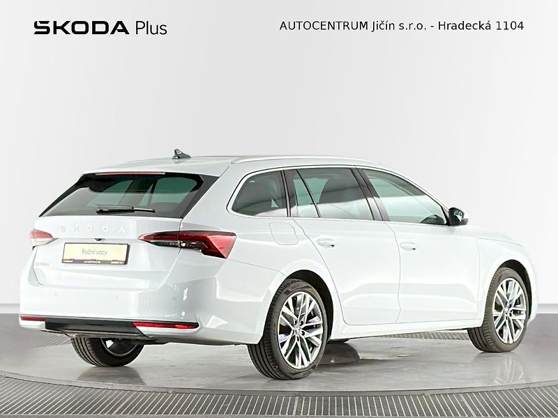 Škoda Octavia (2025) Combi 1.5TSI 110kW Top Selecti - fotka 2 z 34