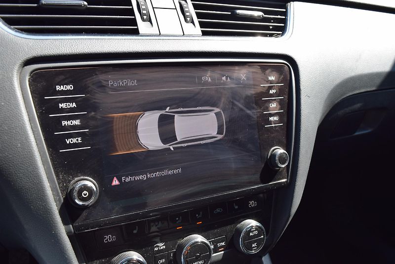 Škoda Octavia (2019) 1.5TSI 110kw AMBI VÝHŘEV NAVI - fotka 24 z 50