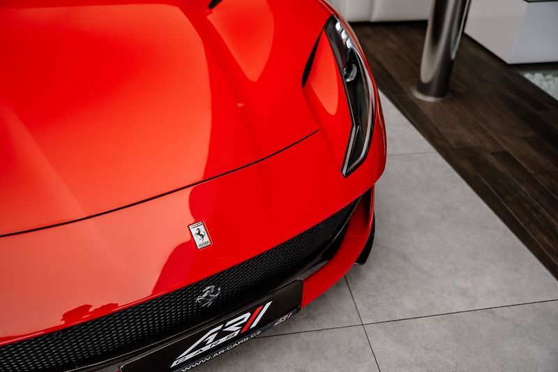 Ferrari 812 GTS, lift, karbon, CZ - fotka 8 z 40