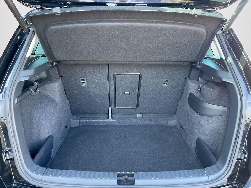 Škoda Karoq (2024) 1.5 TSI 110kW DSG Selection - fotka 28 z 30