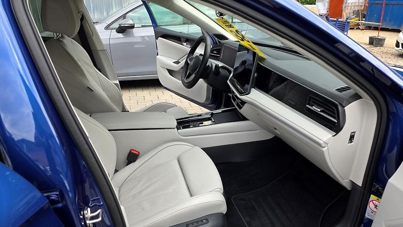 Volkswagen Passat Variant (2024) 2.0 TDI 142kW Eleg DSG záruka  - fotka 18 z 48
