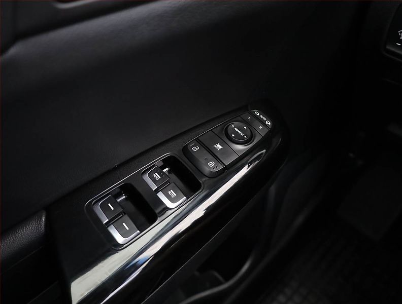 Kia Sportage (2018) GT Line 2.0 CRDi, 4X4 - fotka 18 z 21