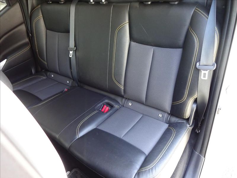 Nissan Navara 2,3 dCi 140 kW 4x4 Automat - fotka 23 z 60