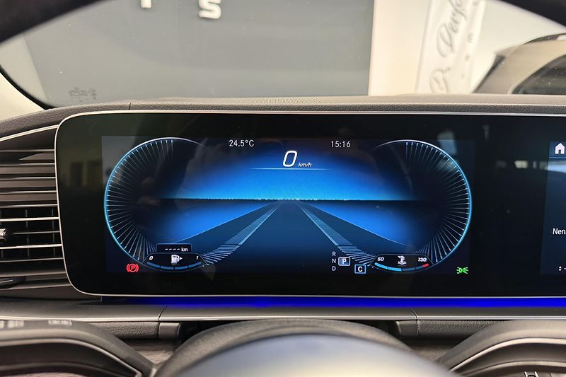 Mercedes-Benz GLS (2019) GLS 400d 4Matic AMG Line - fotka 56 z 111