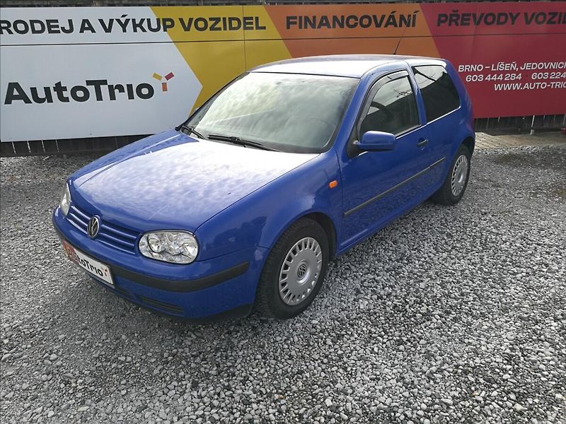 Volkswagen Golf 1,4 i 3dv. - fotka 1 z 14
